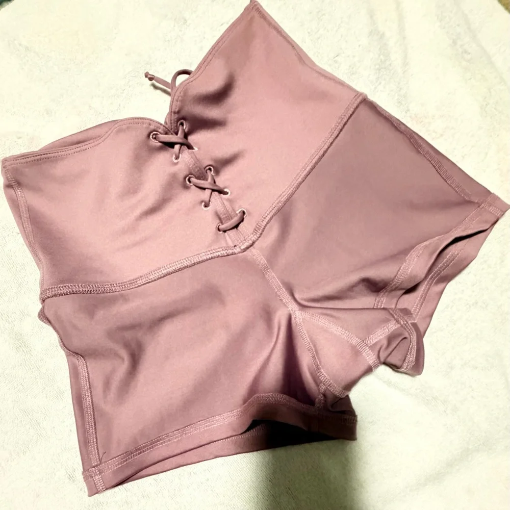 Mika Yoga Wear Viki Shorts. Gently used once, like new condition. Size Small - Picture 7 of 7